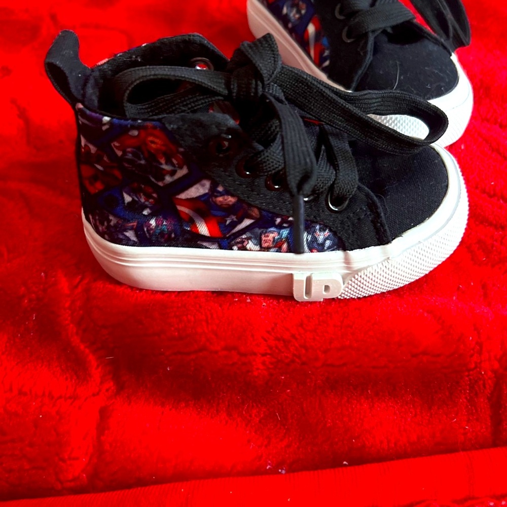Marvel comics baby shoes size 5c